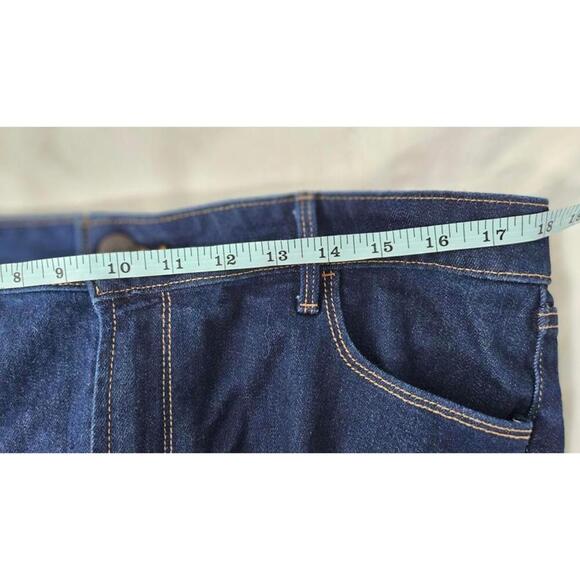 Old Navy Women's High-Rise Wow Straight Dark Blue Jeans Size 16 Short - Picture 5 of 8